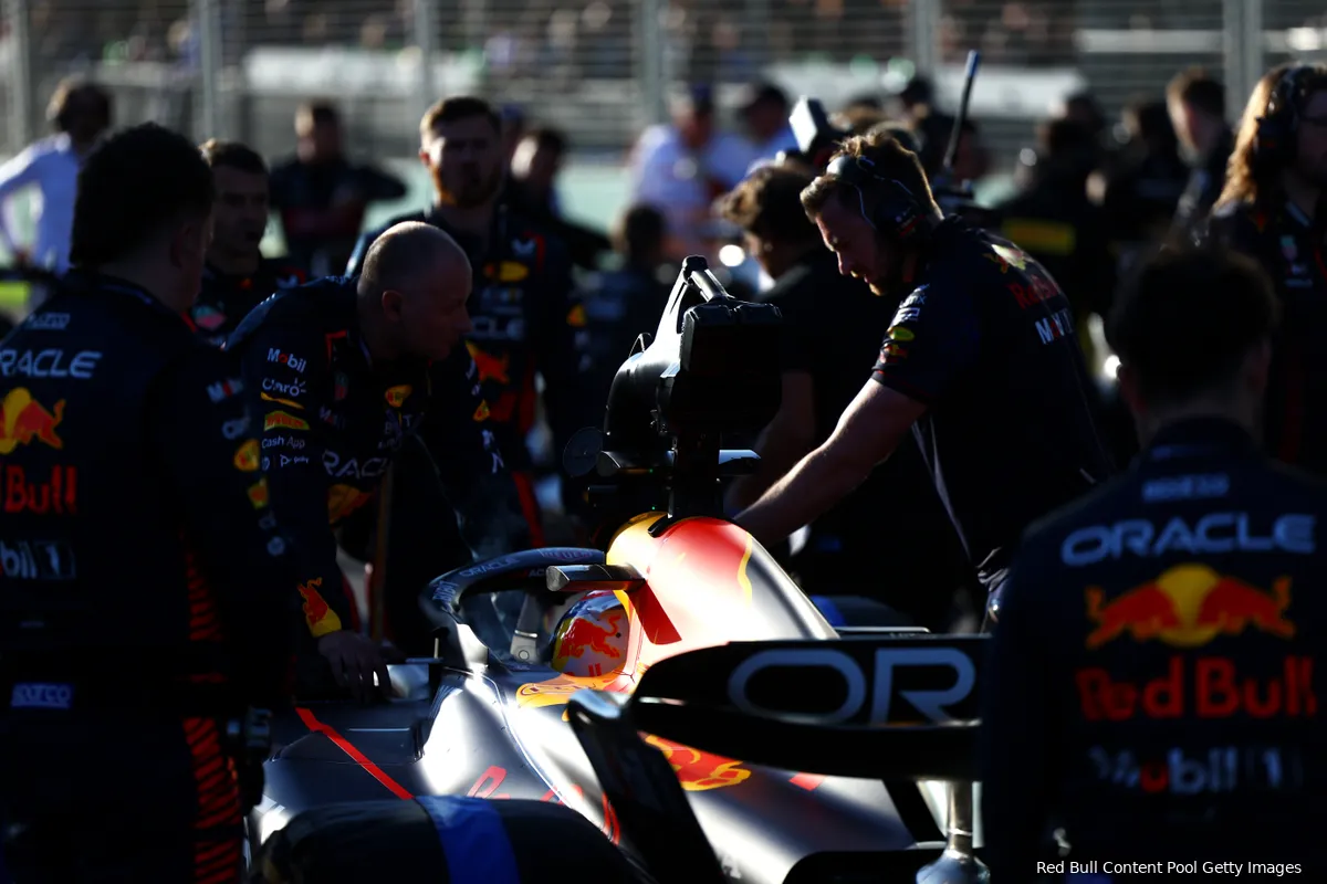 Ook Verstappen afkeurend over wedstrijdleiding: 'Ze hebben het er zelf naar gemaakt'