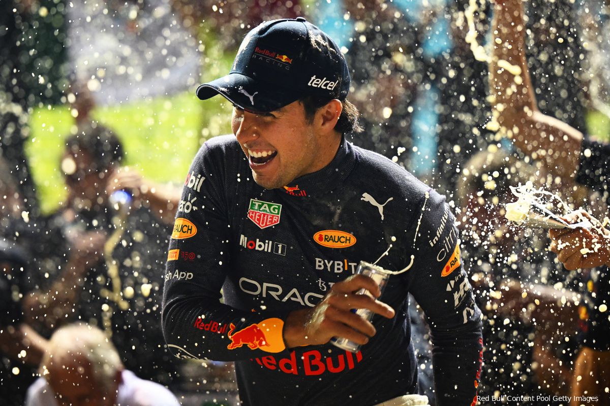Pérez doet zeker nog mee in strijd om F1-titel: 'Ik had niet verwacht dat nog te zeggen'