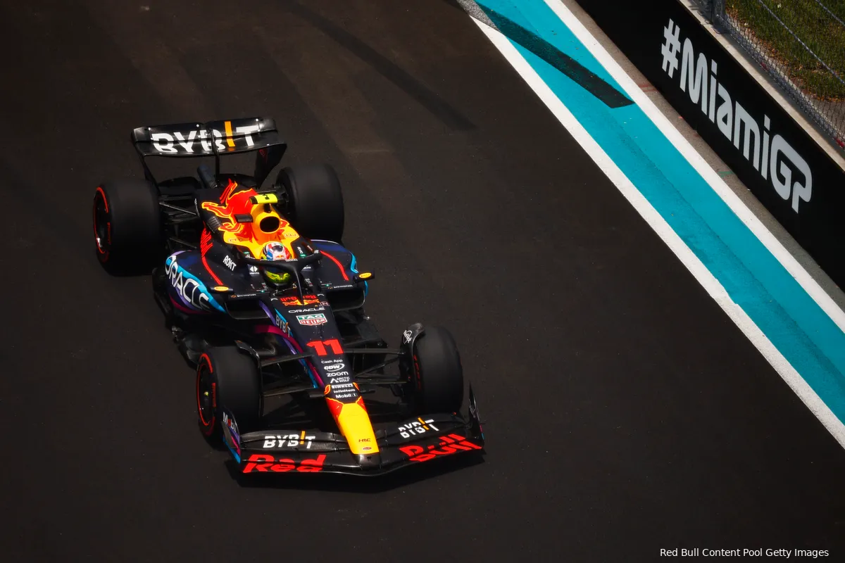 Verslag kwalificatie | Pole gaat naar Pérez na knotsgekke Q3, Verstappen moet het doen met P9