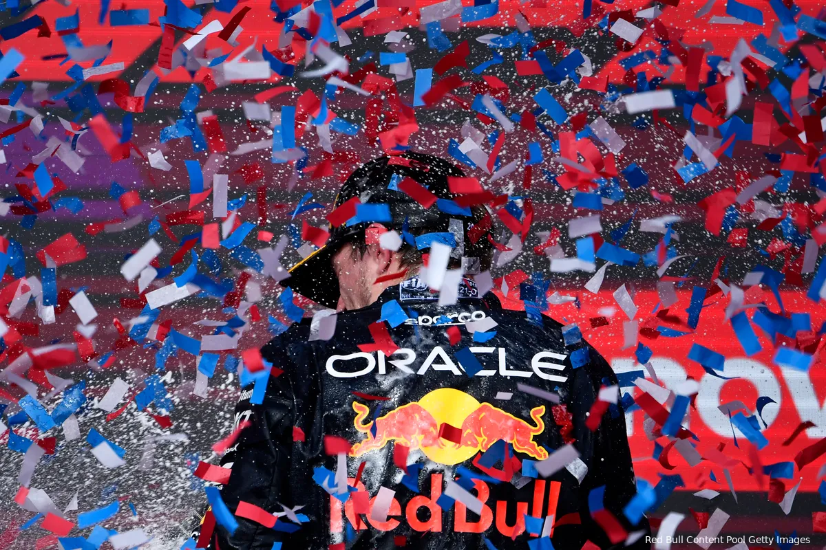 verstappen rb19 cota 2023