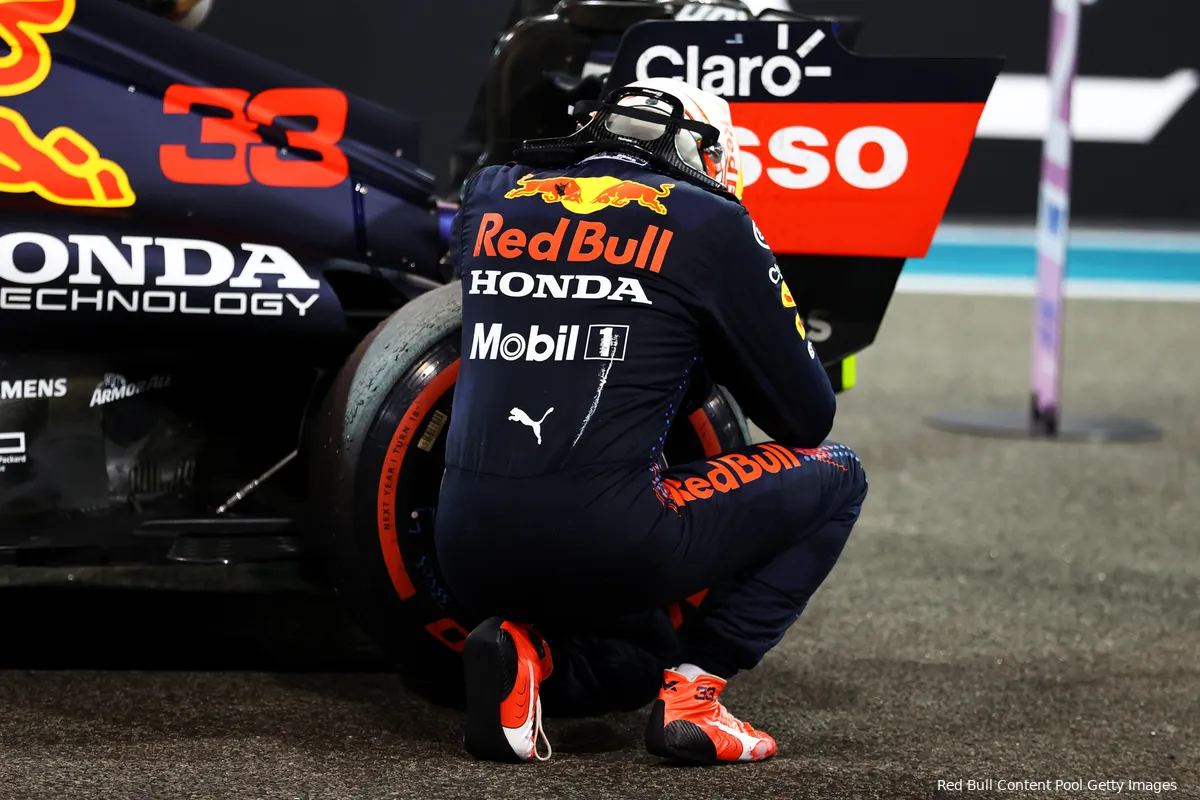 verstappen abudhabi2021 redbull