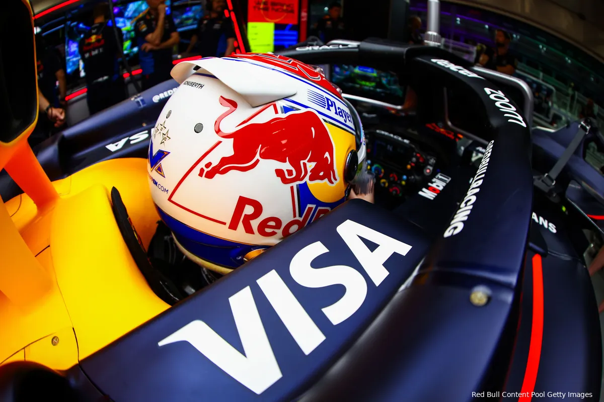 helm max verstappen red bull racing 1