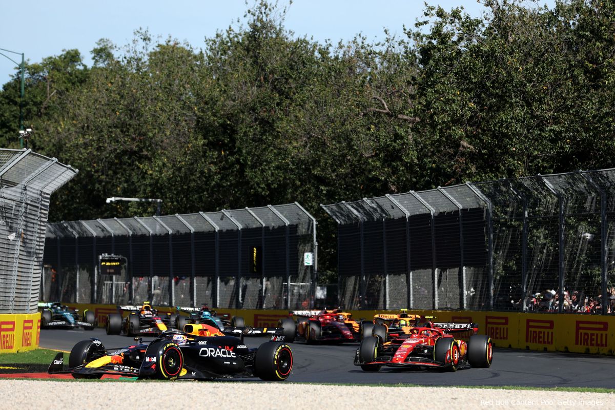 WK-stand: Verstappens leiding aan zijden draadje, Pérez en Leclerc lopen in