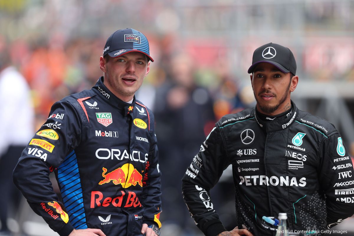 Windsor sneert naar Mercedes in duel met Verstappen: 'Een van de meest zinloze boordradio's ooit'