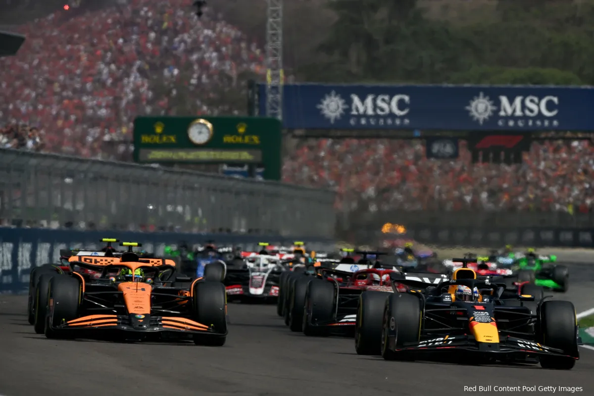 imola 2024 start max verstappen lando norris charles leclerc carlos sainz oscar piastri 1 22