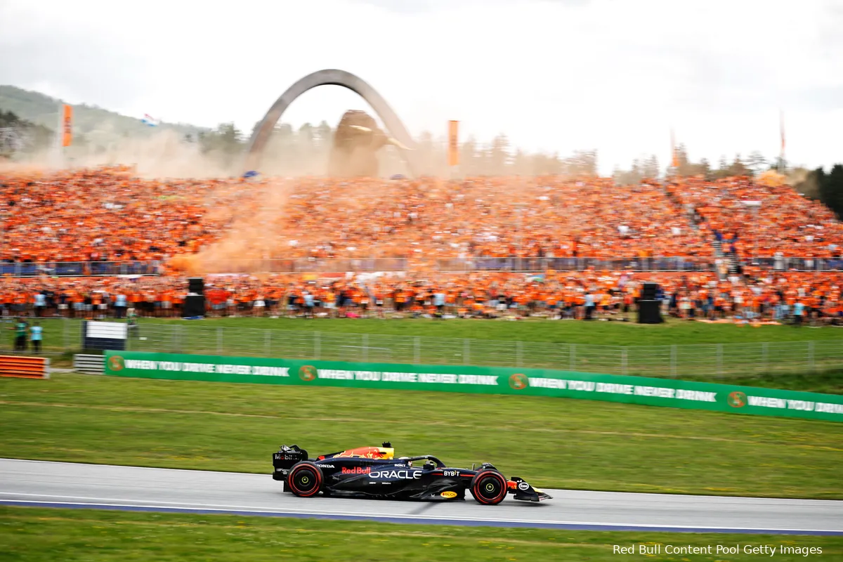 max verstappen oostenrijk red bullpracing race zondag