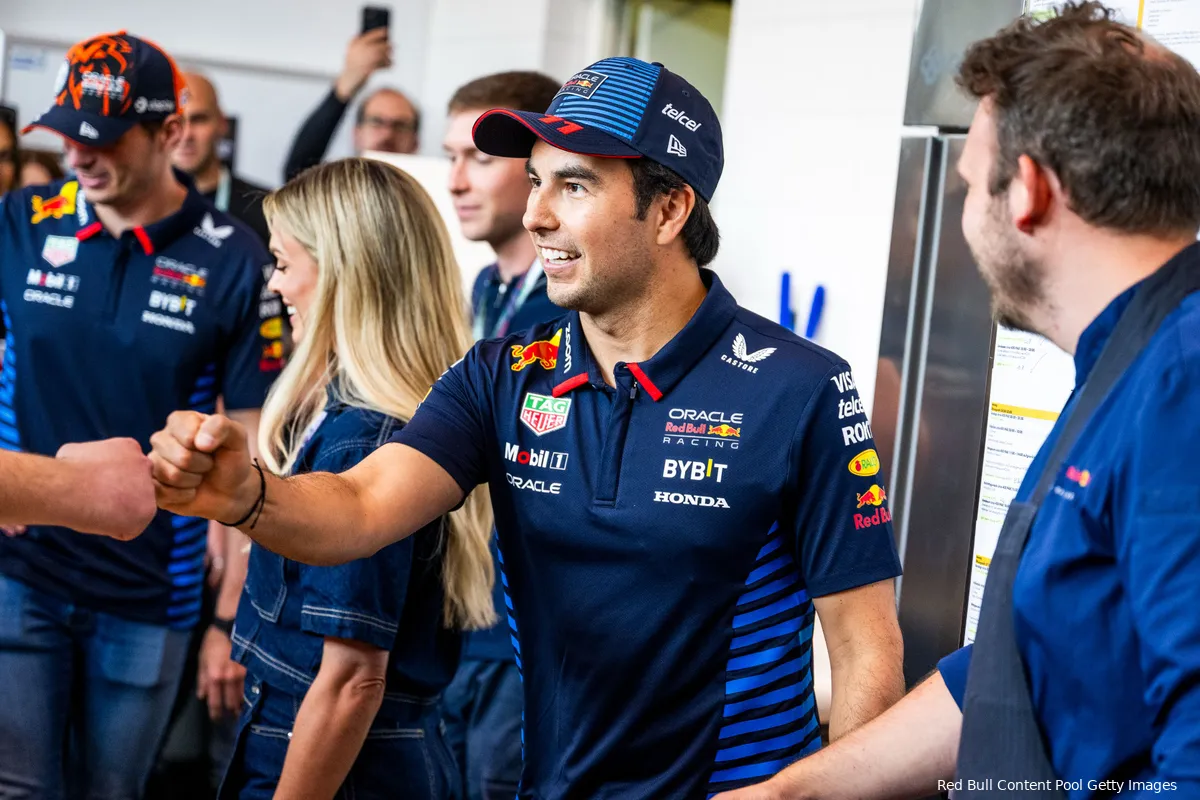 sergio perez 2121 1