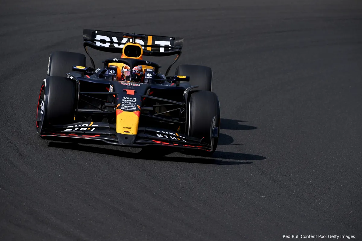 max verstappen racedag hongarije 2024 redbullracing