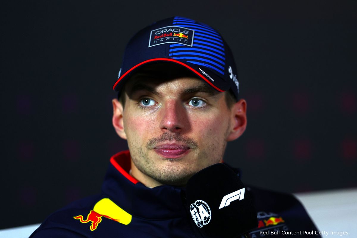 Verstappen goudeerlijk over niet-dominante RB20: 'Elke race is nu een echt gevecht'