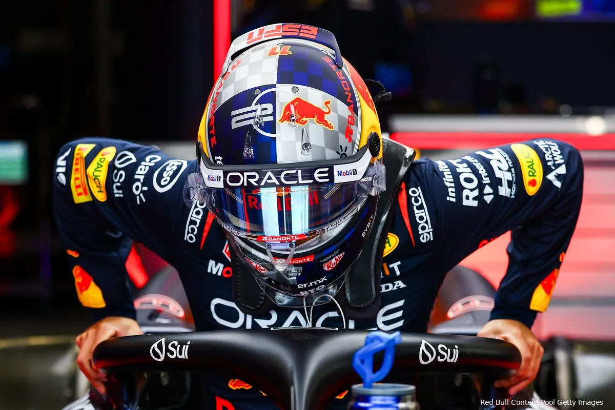 sergio perez silverstone 2024 helm