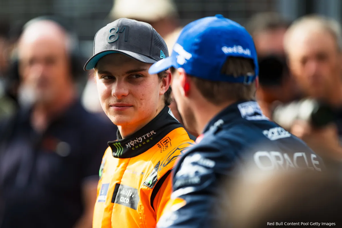 max verstappen oscar piastri 12