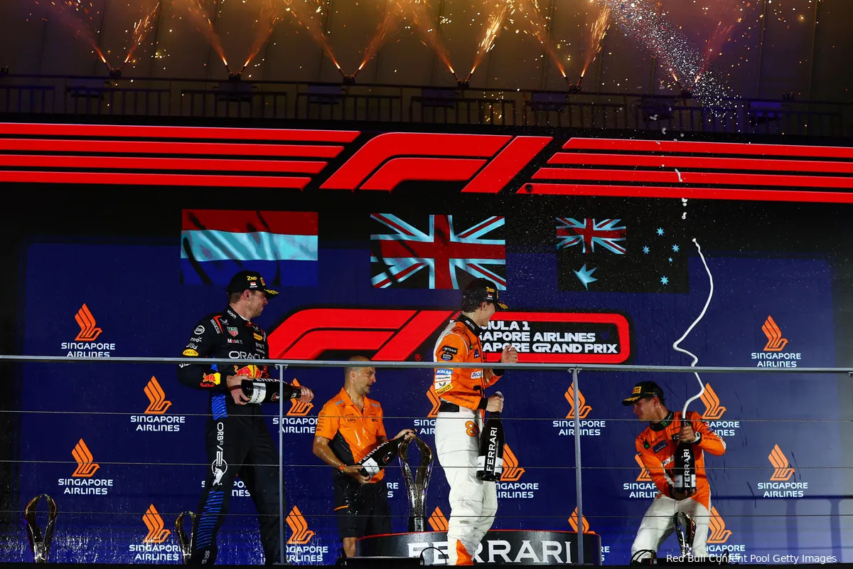 red bull racing max verstappen lando norris oscar piastri mclaren singapore gp zondag 2024 5
