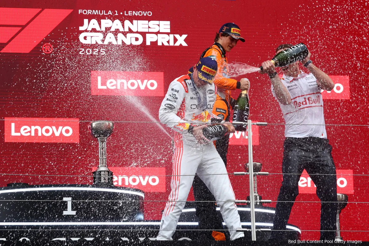 max verstappen win japan livery red bull racing 923 1 podium lando norris hugh bird oscar piastri 1