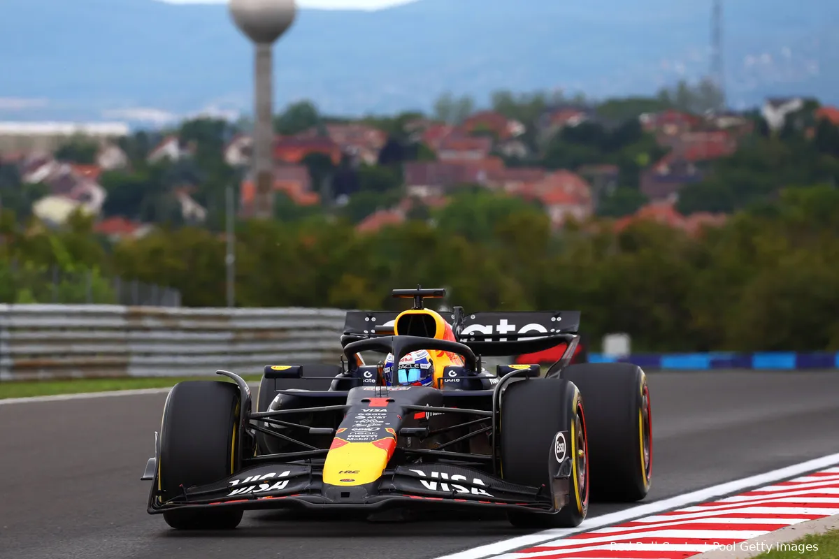 max-verstappen-zondag-race-hongarije-2025