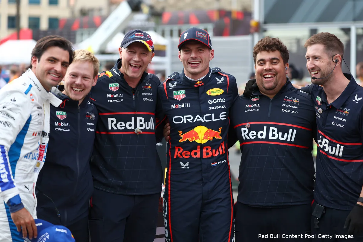 max-verstappen-red-bull-racing-gp-azerbeidzjan-2025-zaterdag-carlos-sainz-williams-7
