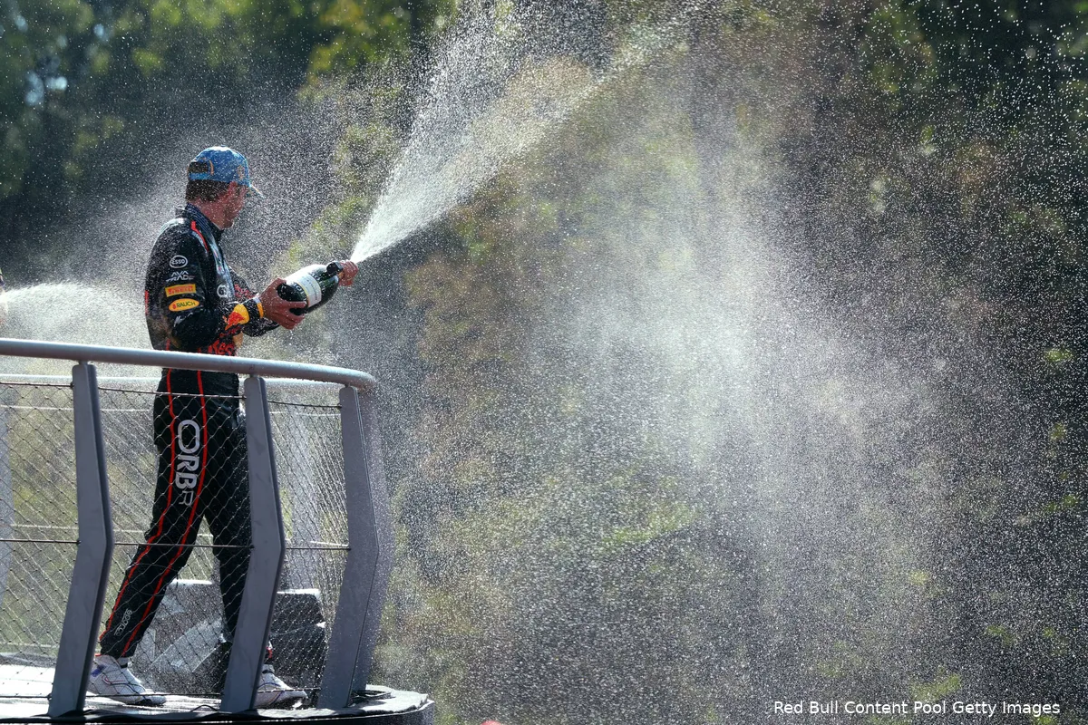max-verstappen-red-bull-racing-gp-italie-2025-zondag-podium-monza-champagne-4