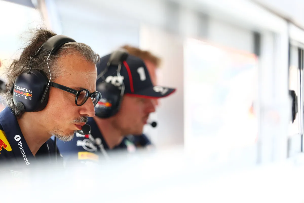 laurent-mekies-max-verstappen-red-bull-racing-2025-gp-mexico-vrijdag-3