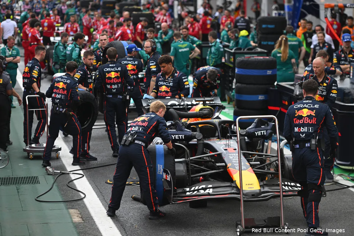 max-verstappen-red-bull-racing-gp-sao-paulo-2025-zaterdag-15