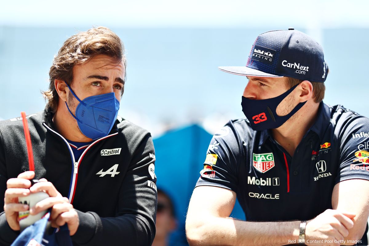 Update | Verstappen sluit zich aan bij Alonso: 'Met salarisplafond raak je opstapklassen ook'