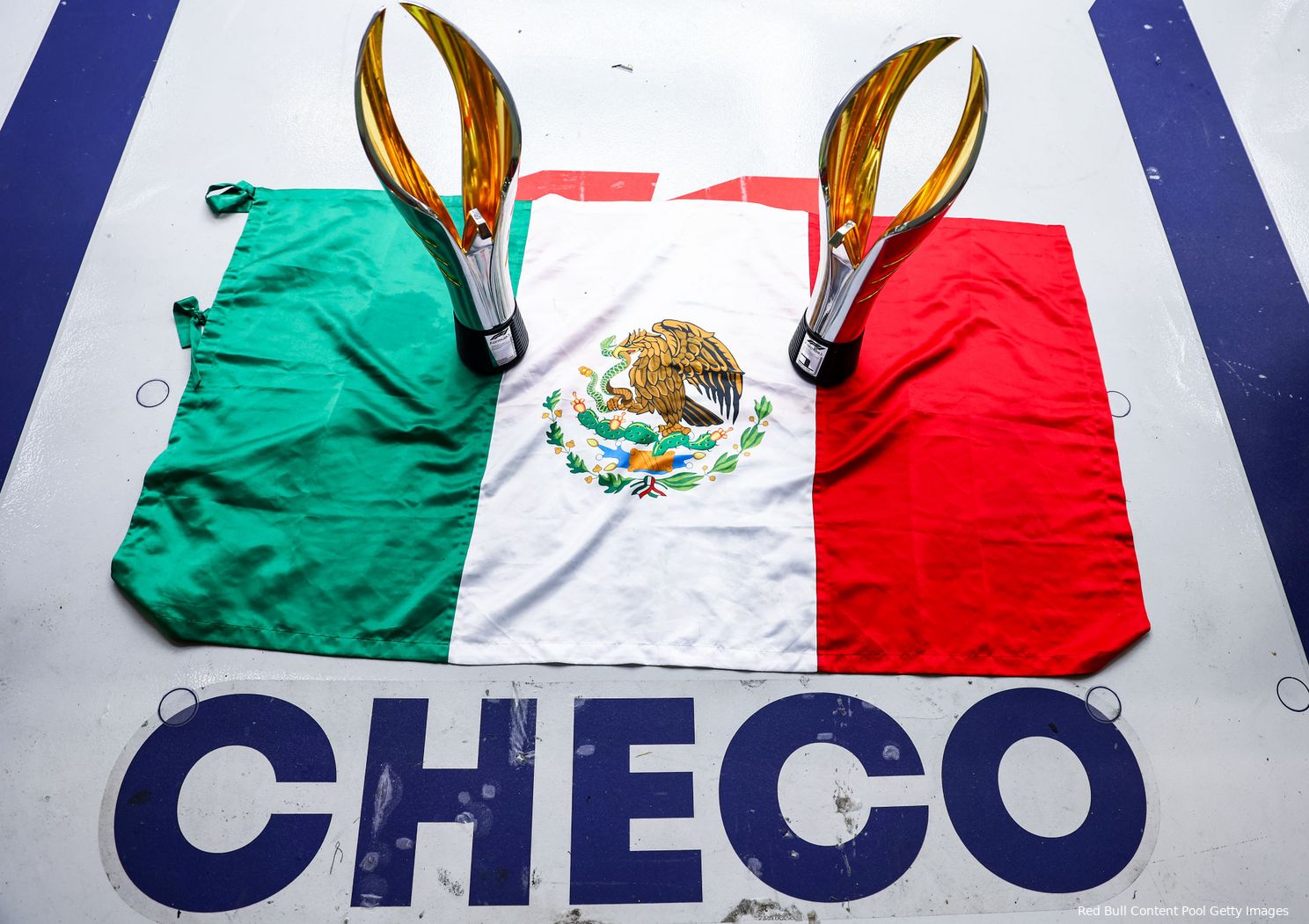 flag checo perez sergio mexico