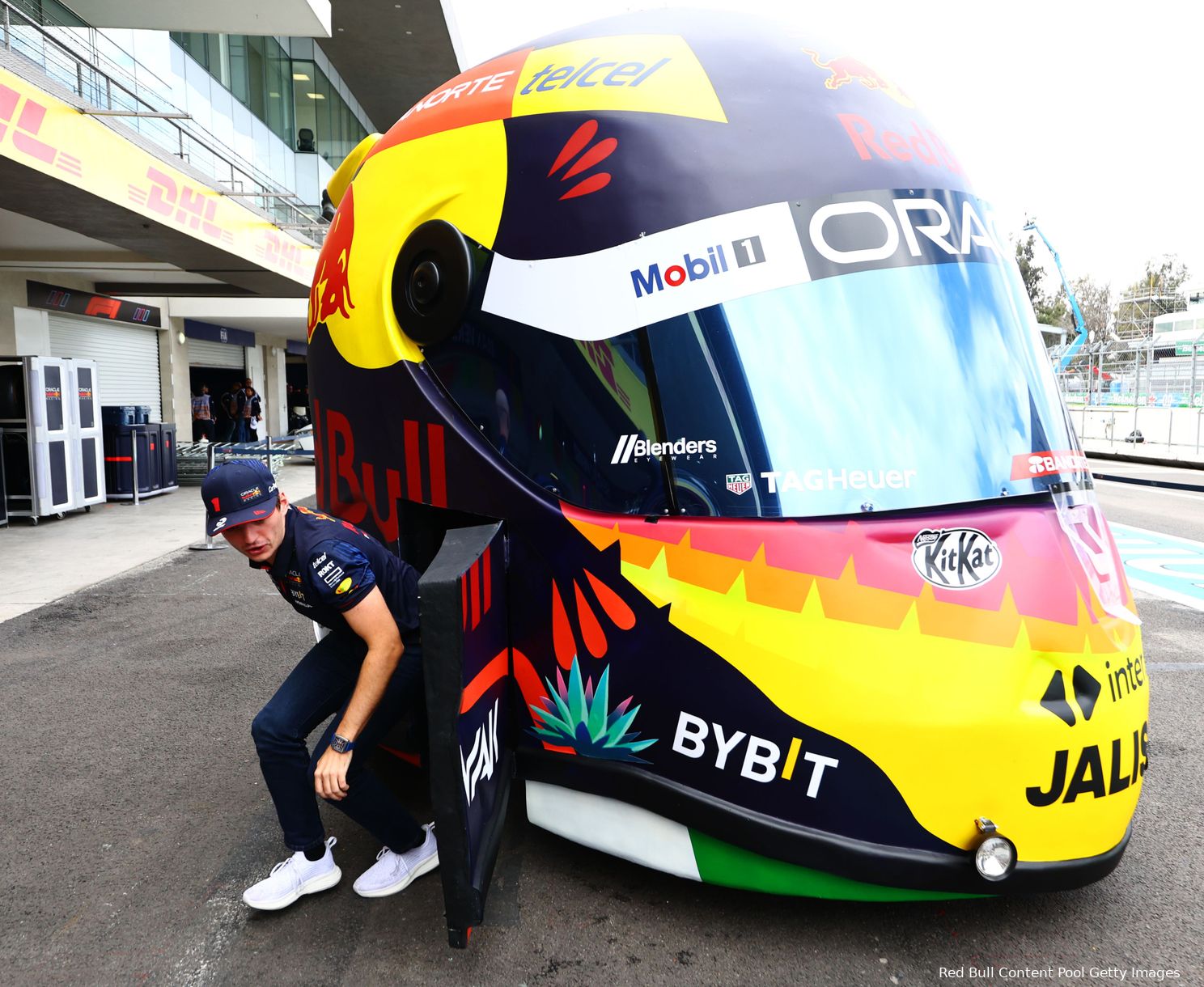 max verstappen speciale helm mexico 2023 groot