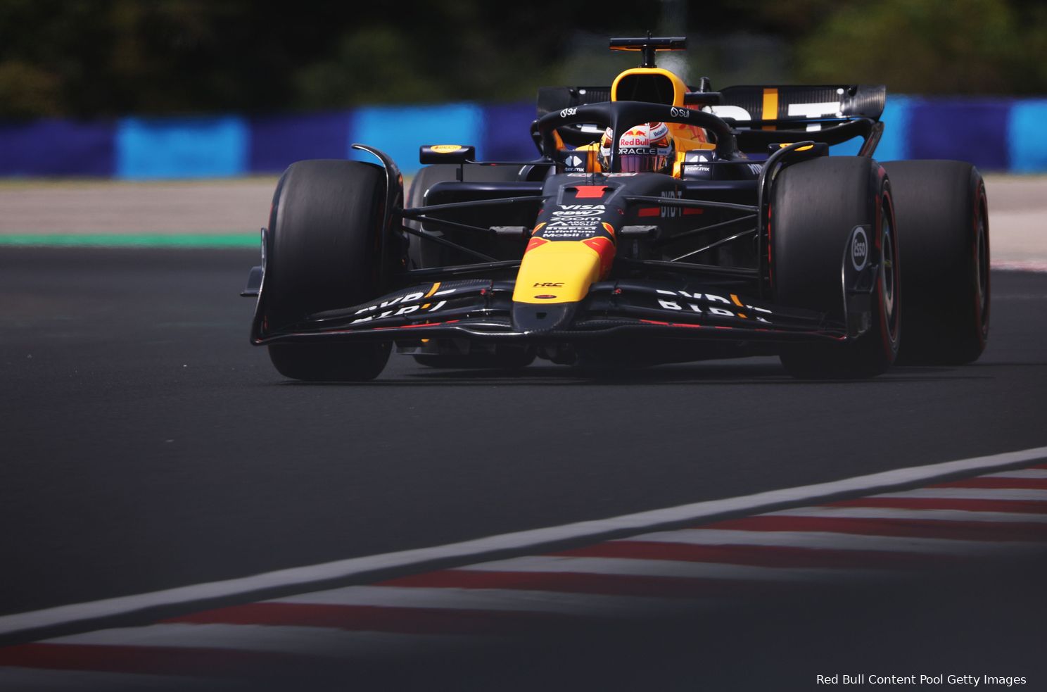 Red Bull kampt met 'aero shaping'-problemen: 'De auto is opeens onbestuurbaar'