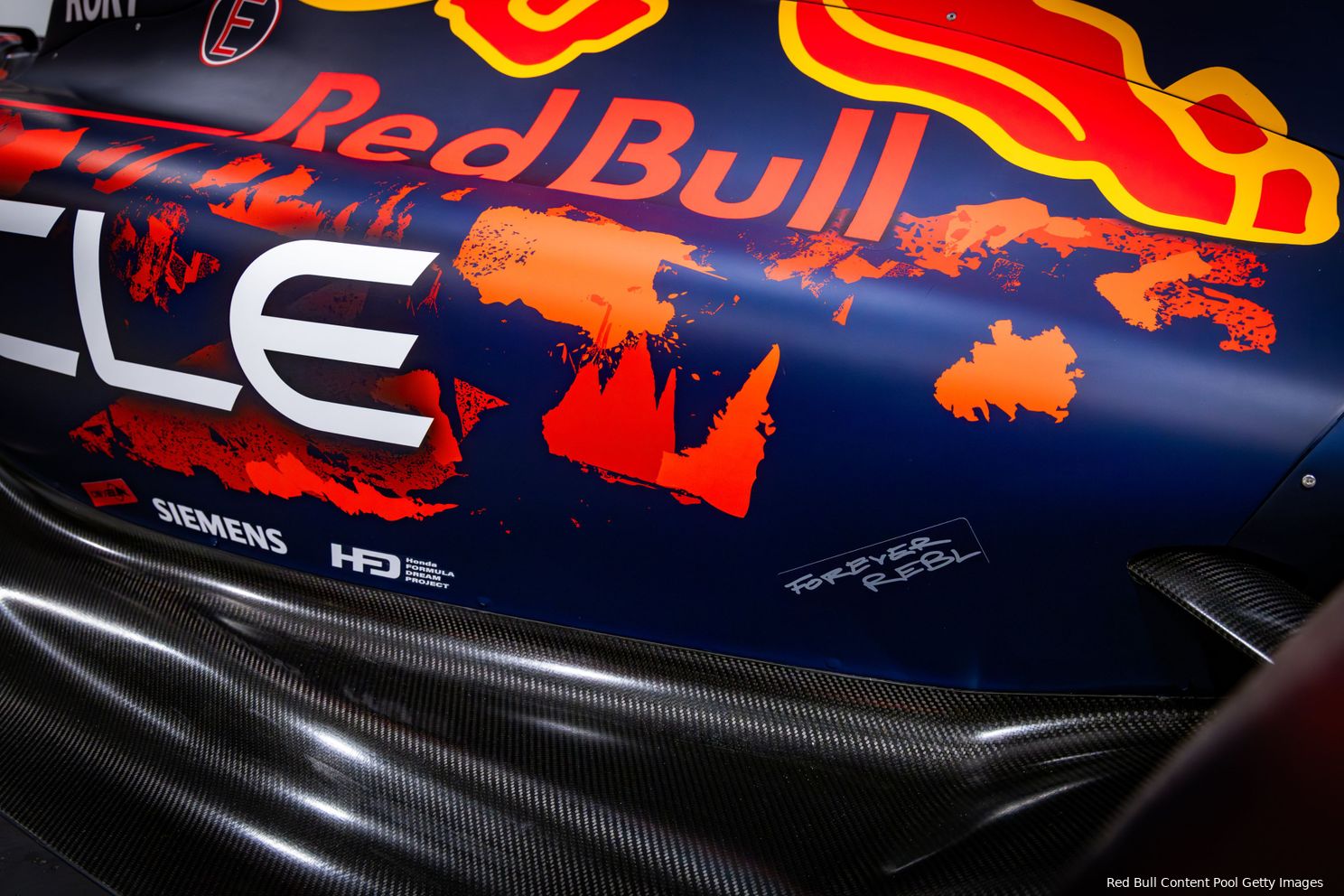 FOTO'S | De speciale kleurstelling van Red Bull in Silverstone
