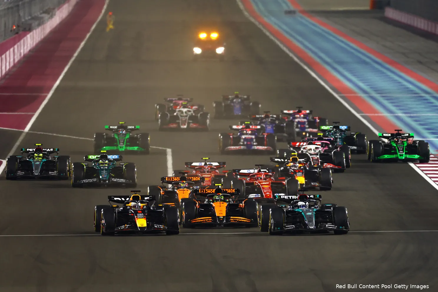 max verstappen lando norris qatar rb20 12 start 34
