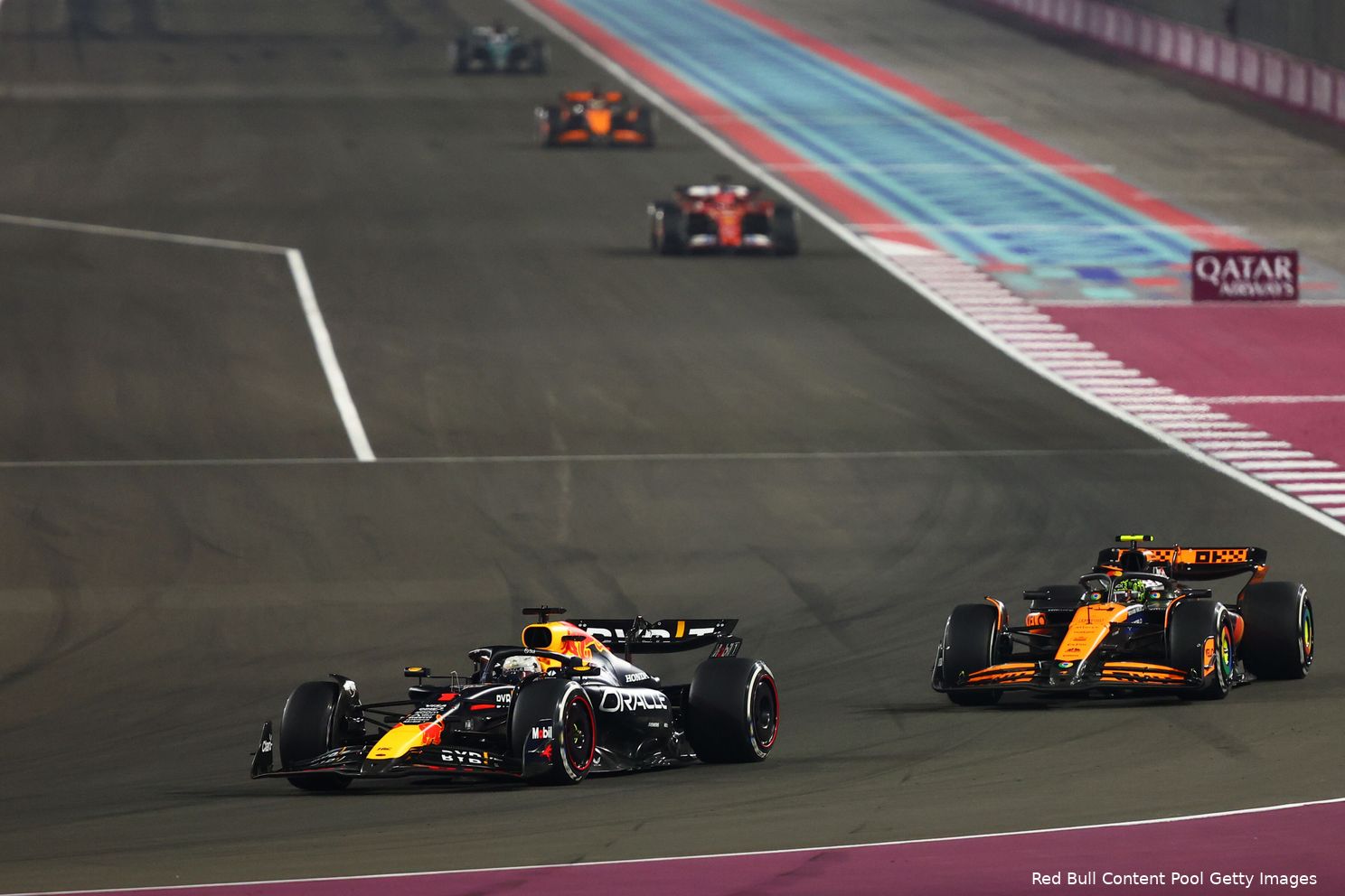 Herbert met zeldzaam complimentje: 'Daarom won Verstappen het kampioenschap'