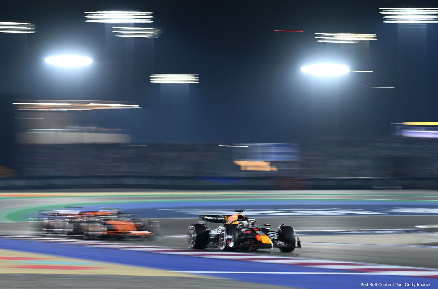 De race van Verstappen | Lambiase zag Verstappen Russell terugpakken: 'Karma is iets wonderbaarlijks'
