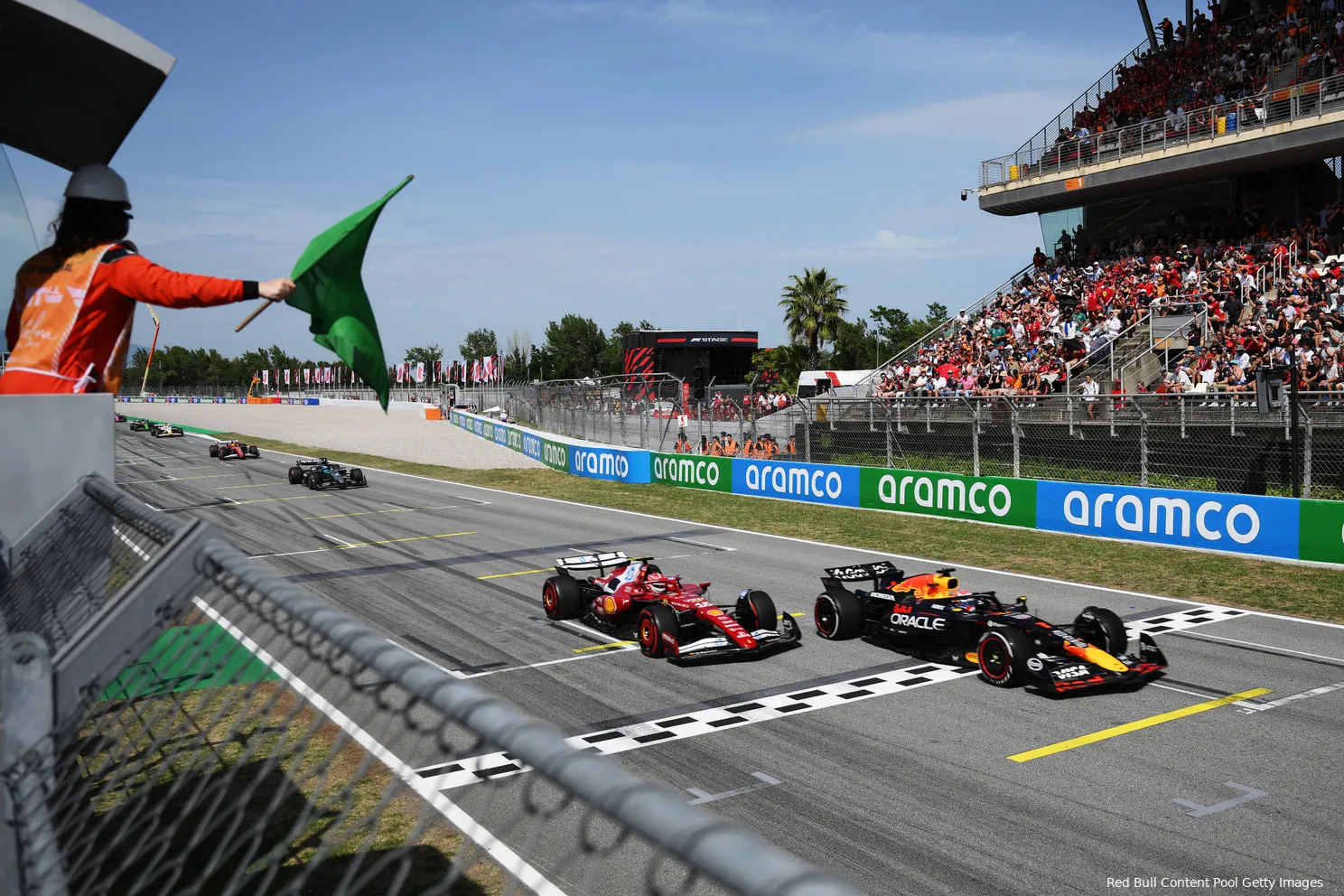 Leclerc reageert op zijn incident met Verstappen: 'Dat is het verschil tussen wel of geen contact'