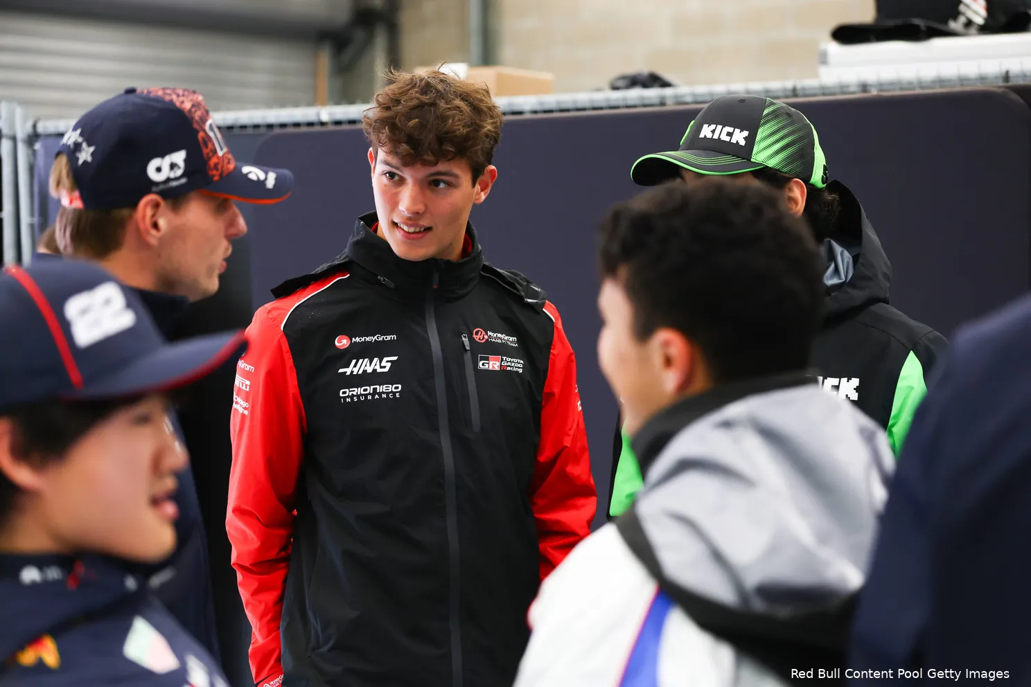 red-bull-racing-max-verstappen-stake-sauber-gabriel-bortoleto-haas-oliver-bearman-yuki-tsunoda-isack-hadjar-gp-belgie-2025-zondag