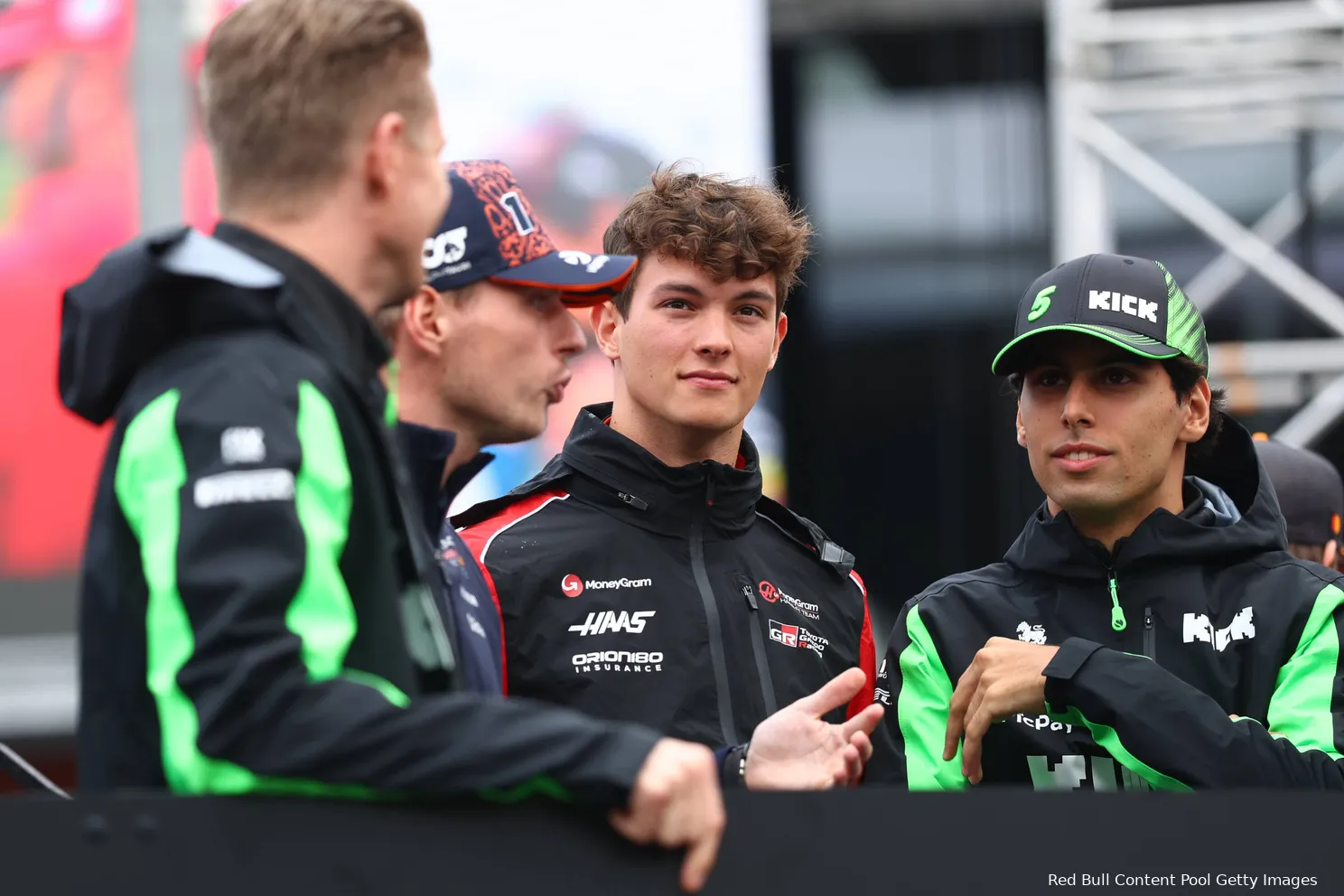 red-bull-racing-max-verstappen-stake-sauber-gabriel-bortoleto-nico-hulkenberg-haas-oliver-bearman-gp-belgie-2025-zondag