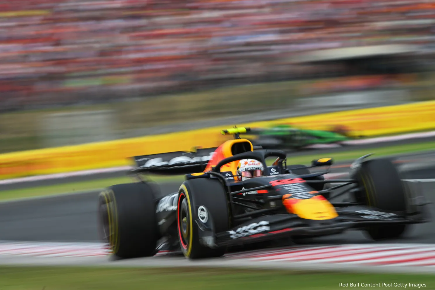 yuki-tsunoda-race-red-bull-2025-hongarije