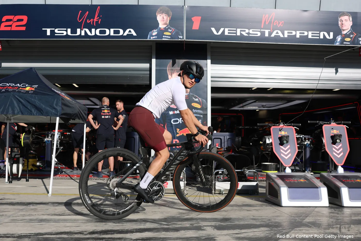 red-bull-racing-yuki-tsunoda-gp-italie-2025-donderdag-fiets