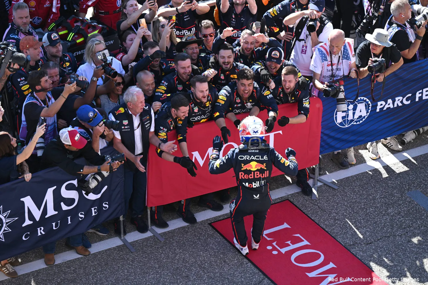 helmut-marko-max-verstappen-red-bull-racing-cota-zondag-2025
