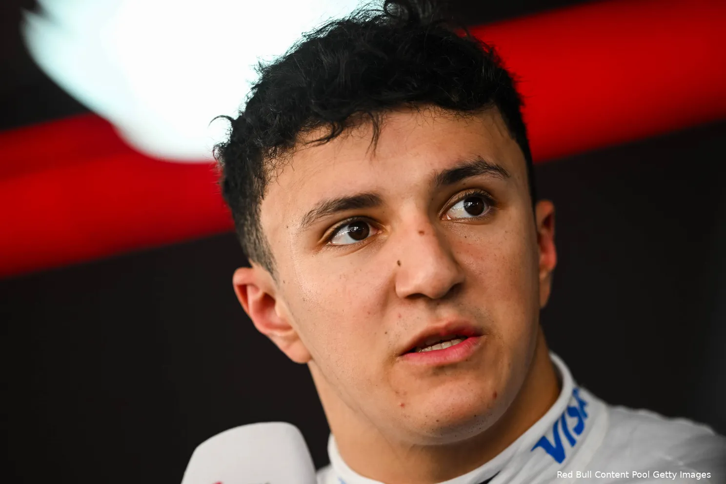 isack-hadjar-2025-vcarb-race-mexico