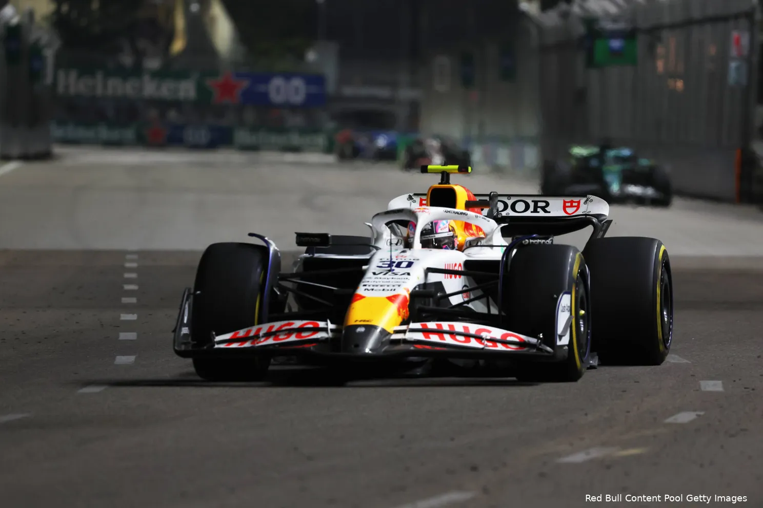liam-lawson-racing-bulls-singapore-zondag-2025