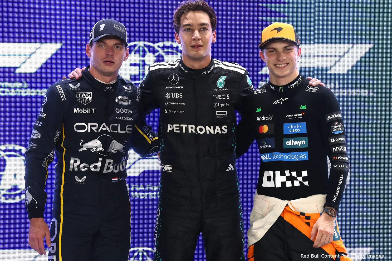 oscar-piastri-mclaren-george-russell-mercedes-max-verstappen-red-bull-racing-zaterdag-singapore-2025