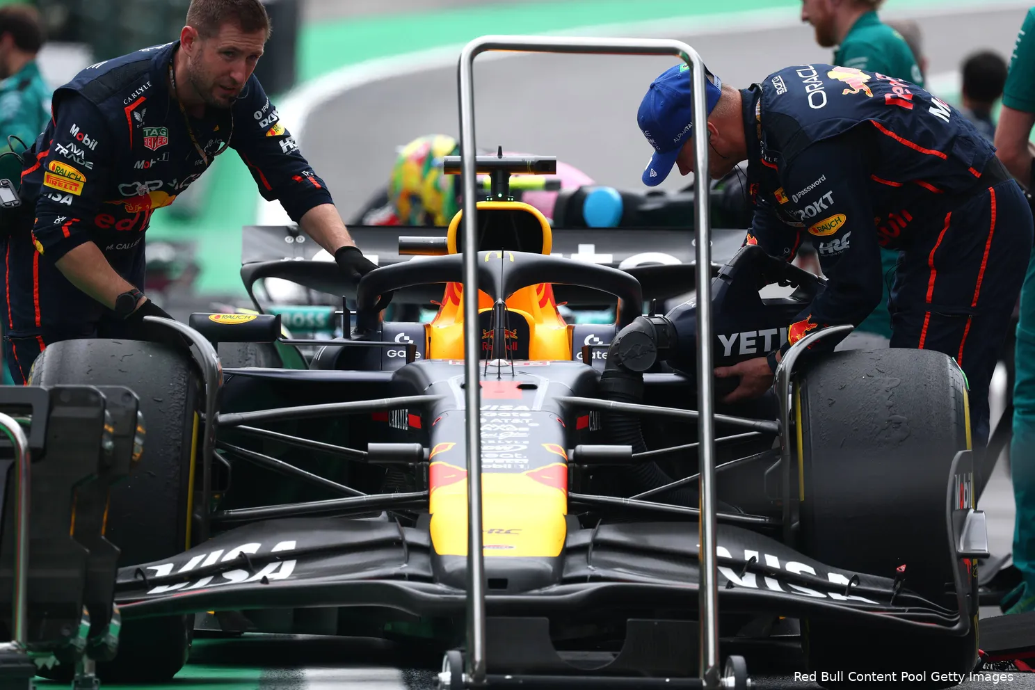 max-verstappen-red-bull-racing-gp-sao-paulo-2025-zaterdag-18