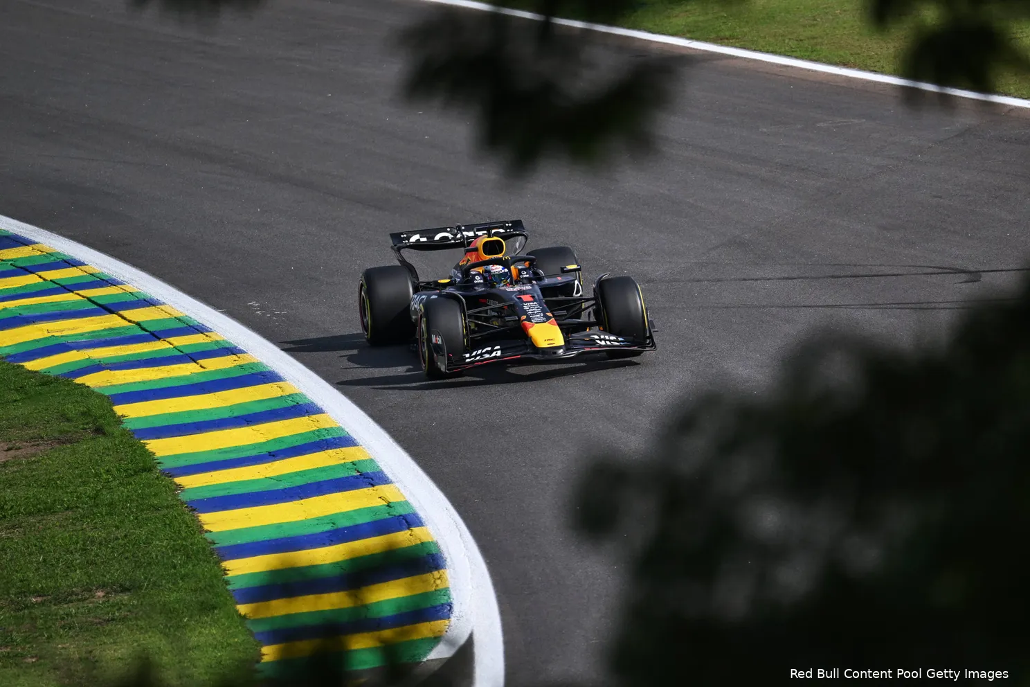 max-verstappen-red-bull-racing-gp-sao-paulo-brazilie-2025-vrijdag-11