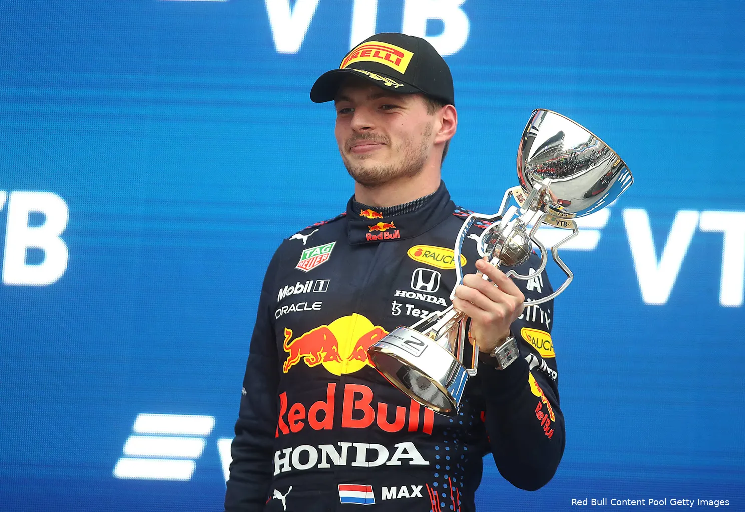 max-verstappen-red-bull-racing-rusland-2021-zondag