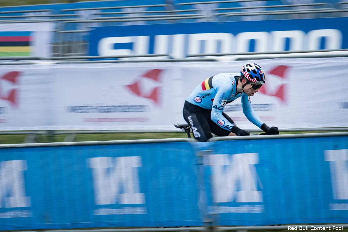 Deelnemers WK veldrijden 2023 | Wie doen er naast Van Aert en Van der Poel nog meer mee voor goud?