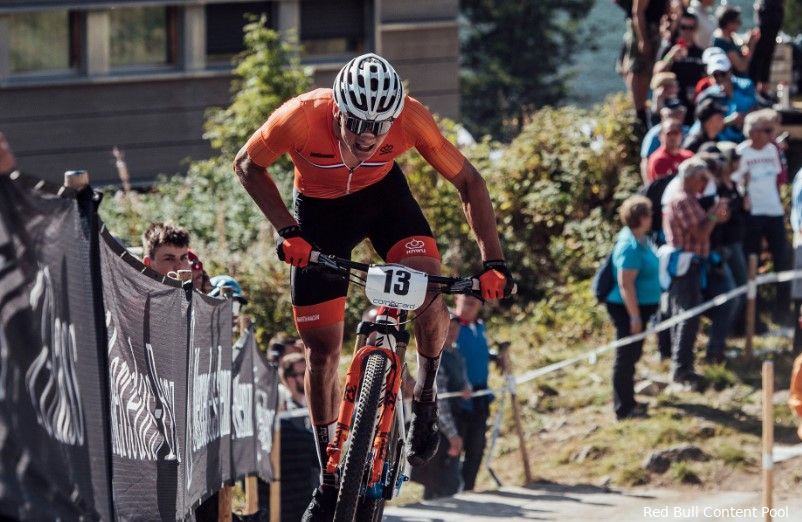 Bondscoach De Knegt over olympische MTB-droom Van der Poel: 'Kijkt naar mogelijkheid om wedstrijden te plannen'
