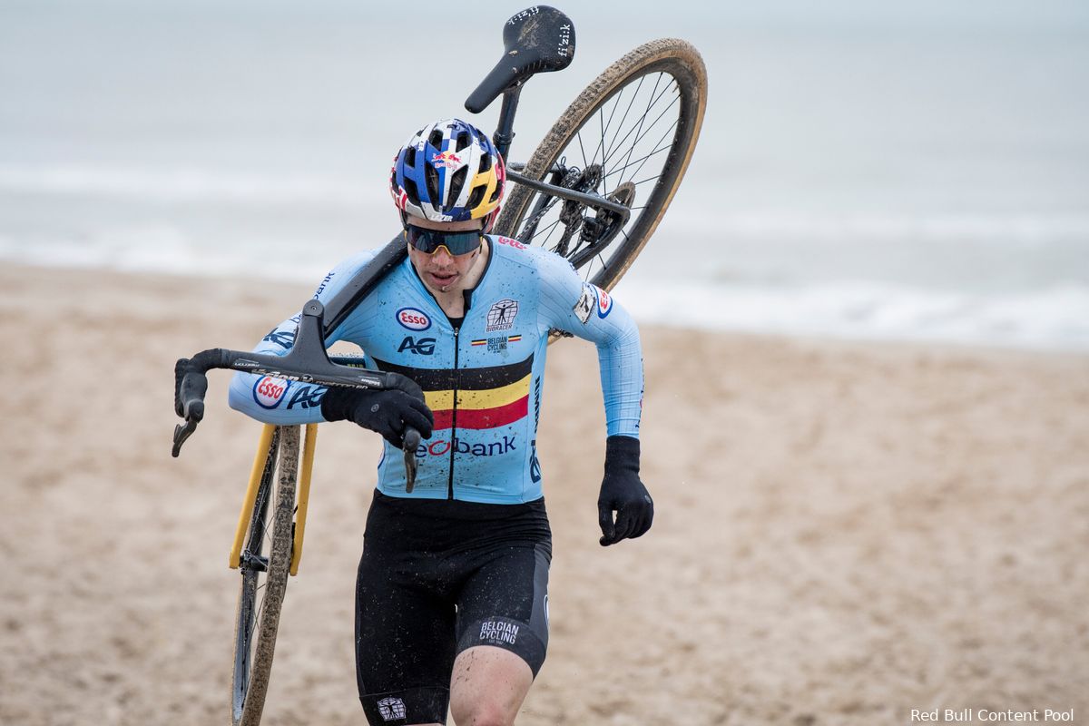 Van Aert ziet veldrijden in de sneeuw voor Olympische Spelen wel zitten: 'Heb het al gedaan'
