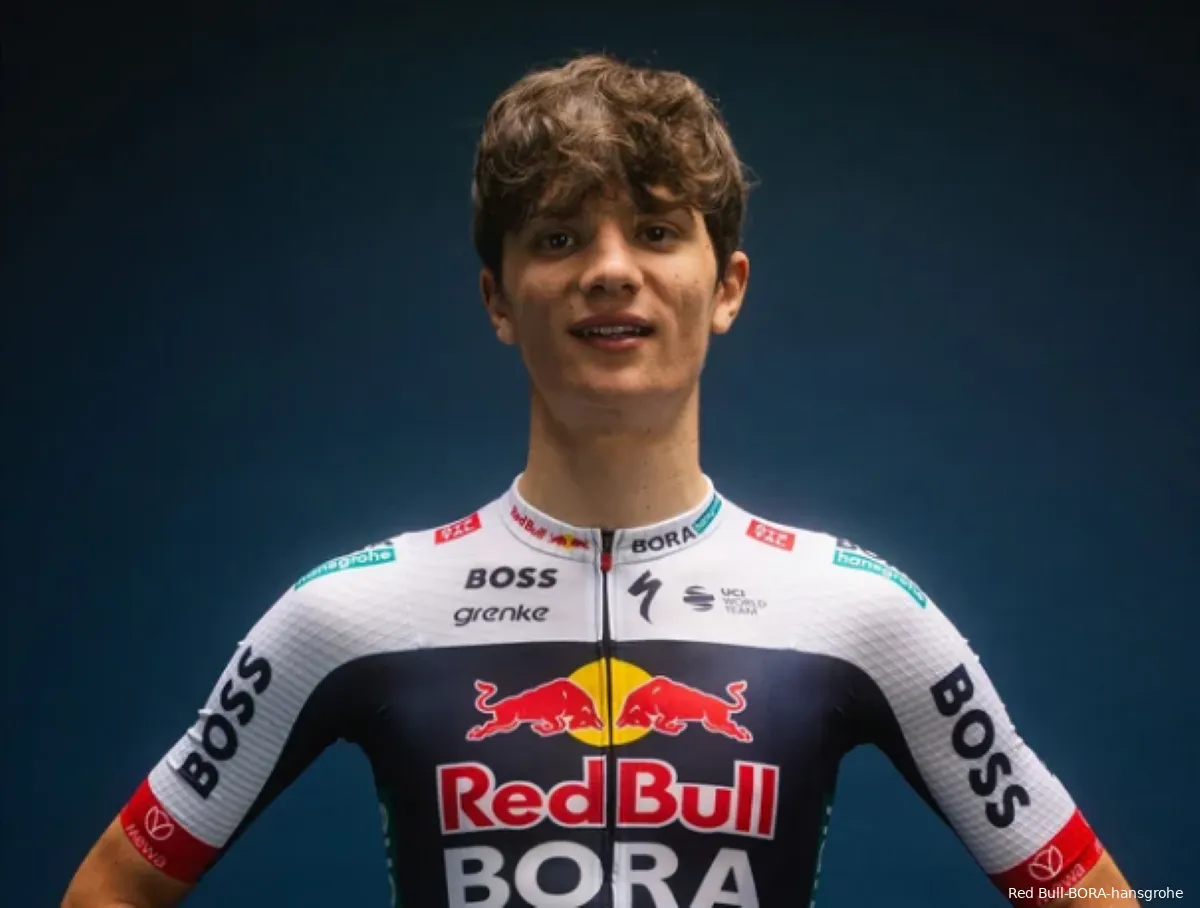 Favorieten jongerenklassement Giro d'Italia 2025 | Witte trui lijkt om stevige schouders te gaan hangen