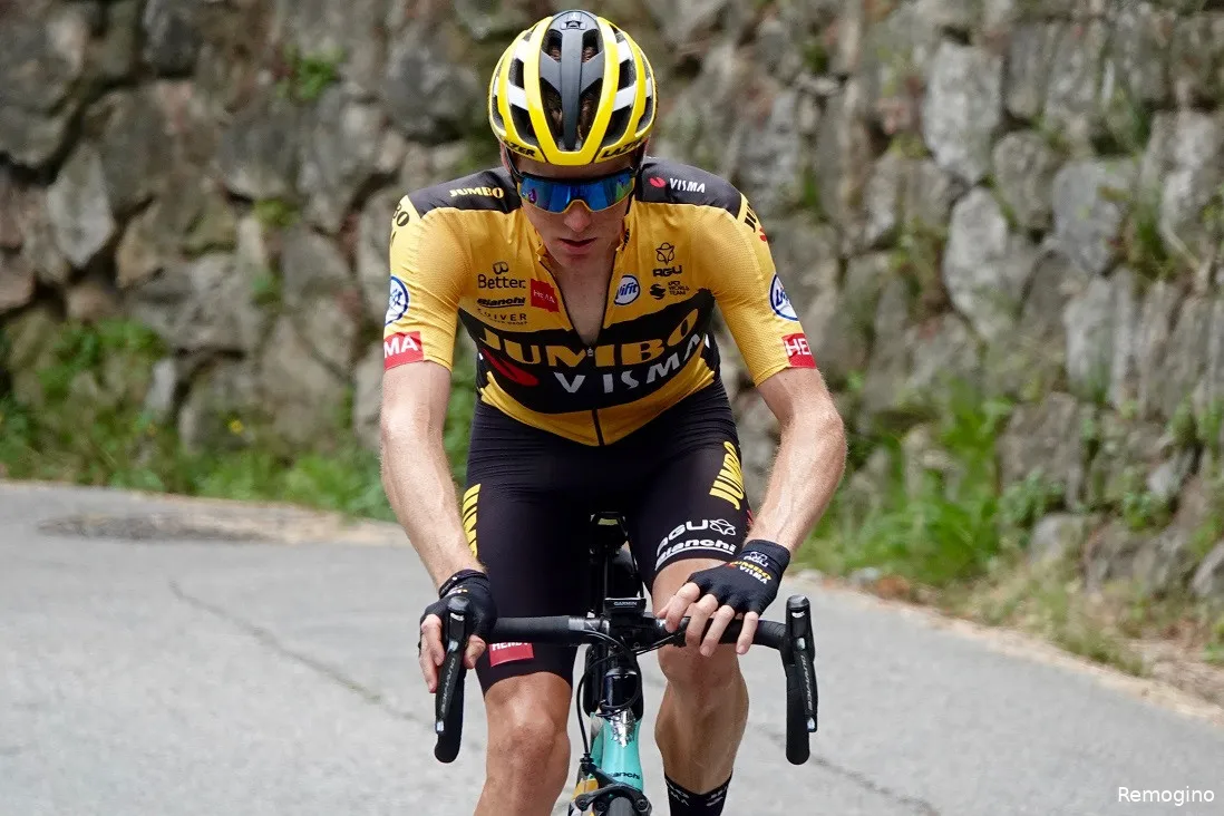 Kruijswijk over dramatische dag Roglic: 'Tweede valpartij kwam uit het niets'