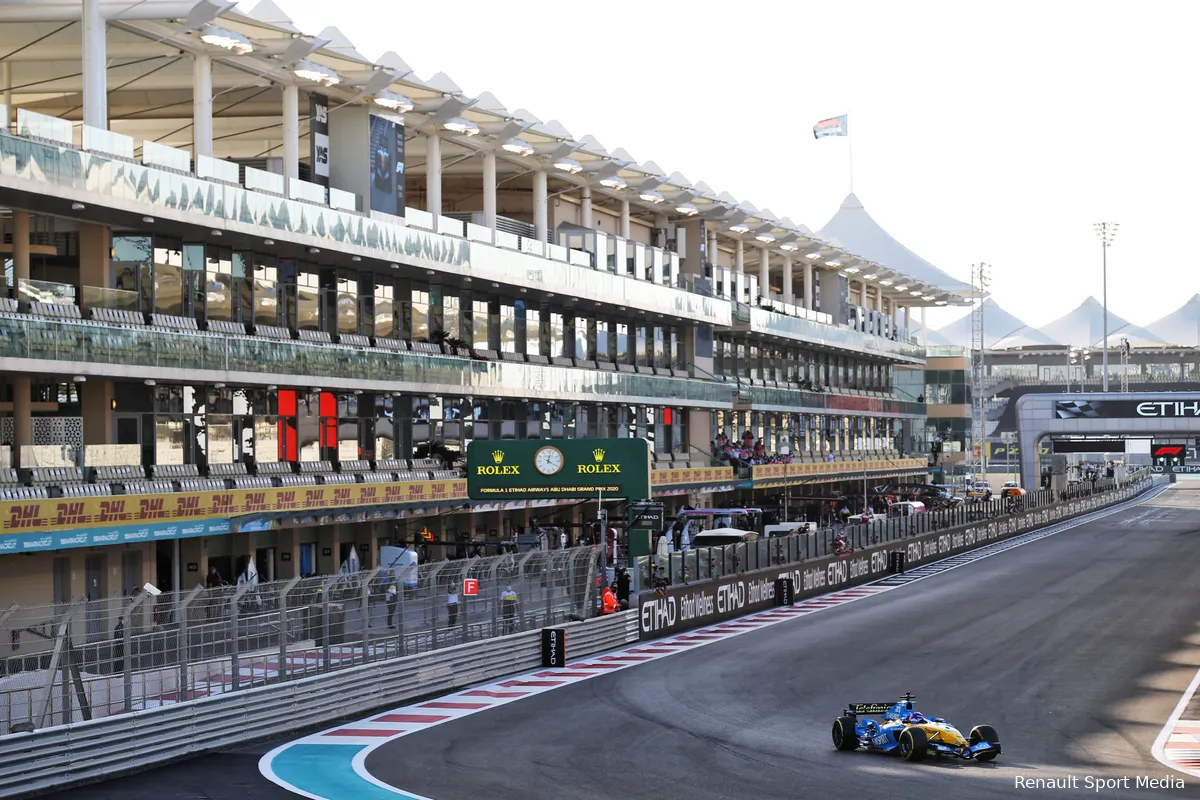 Alonso na R25 runs in Abu Dhabi: 'Je kunt niet langzaam rijden met deze auto'