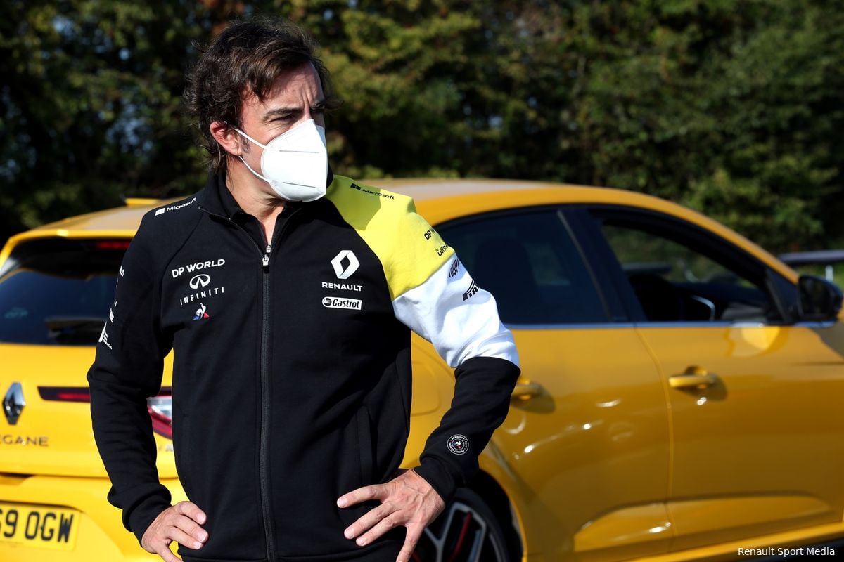Button blij met terugkeer Alonso: 'Verwacht een sterke en welgemanierde Fernando te zien'