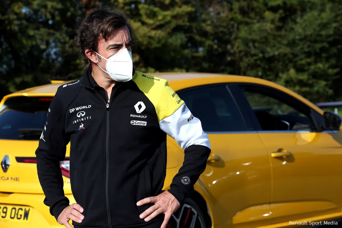 Update | Alonso ontslagen uit het ziekenhuis, lopend gespot